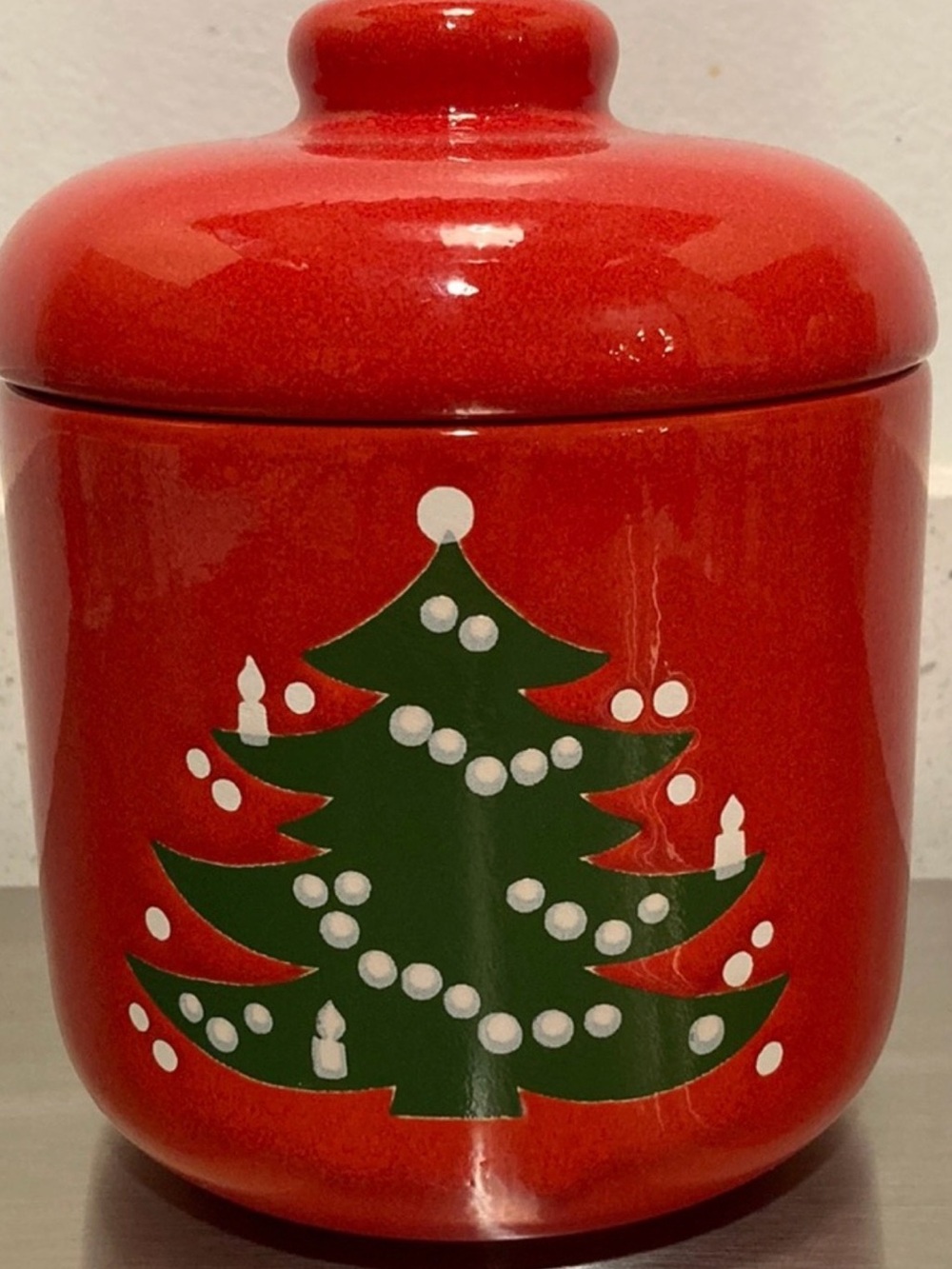 Waechtersbach Holiday Canister with Green Christmas Tree - Red